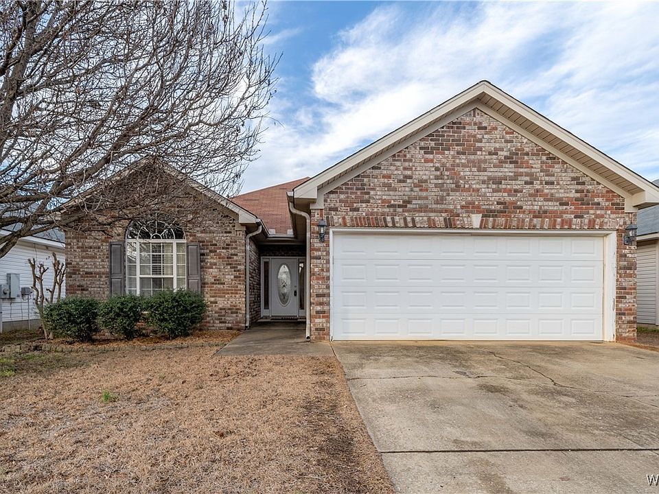 1st image of 2408 Stardust Dr