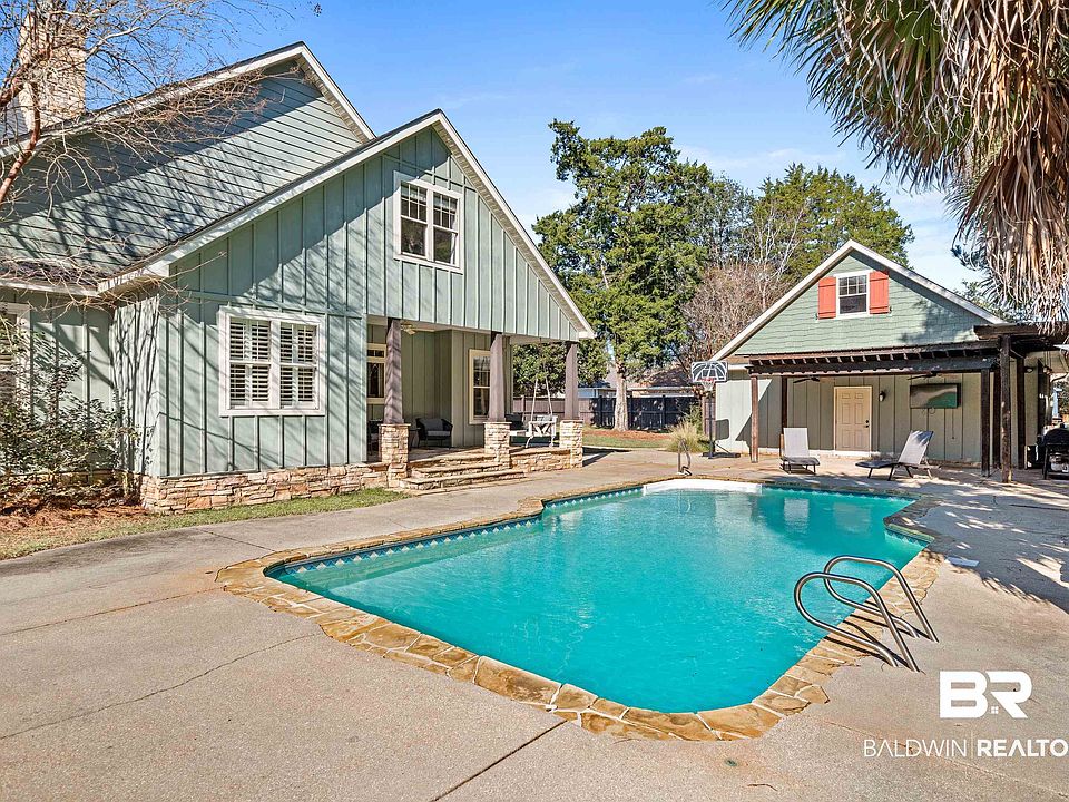 1st image of 10469 Tampary St