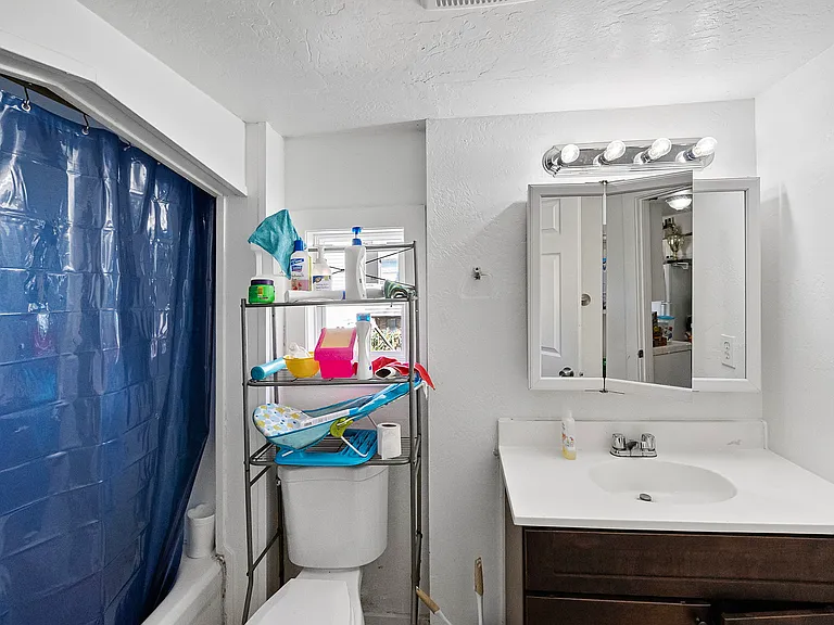 611 Olympic Ave #1 — Photo 8
