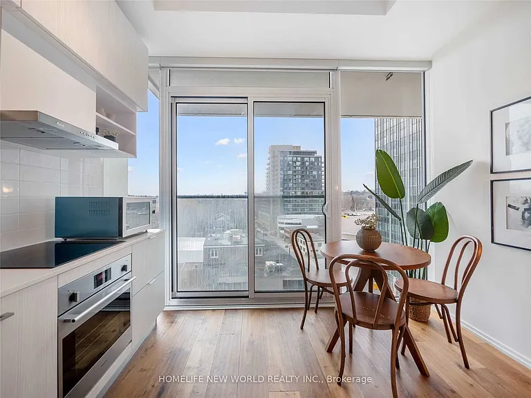8 Hillsdale Ave E #920 — Photo 9