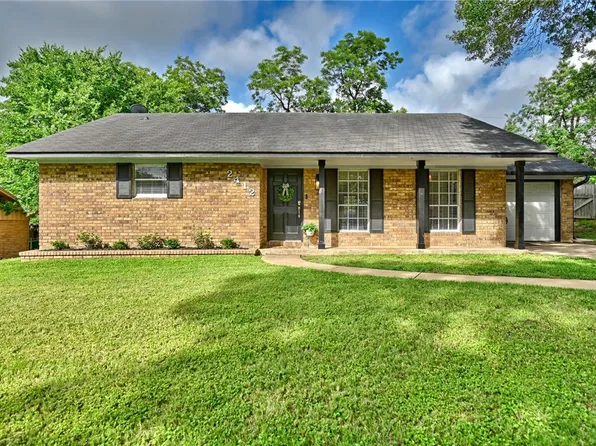2412 Airline Dr, Brenham, TX 77833