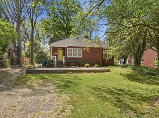 2214 Arnold Dr, Charlotte, NC 28205