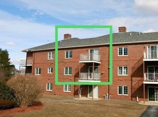 7 Conant Rd APT 67, Winchester, MA 01890