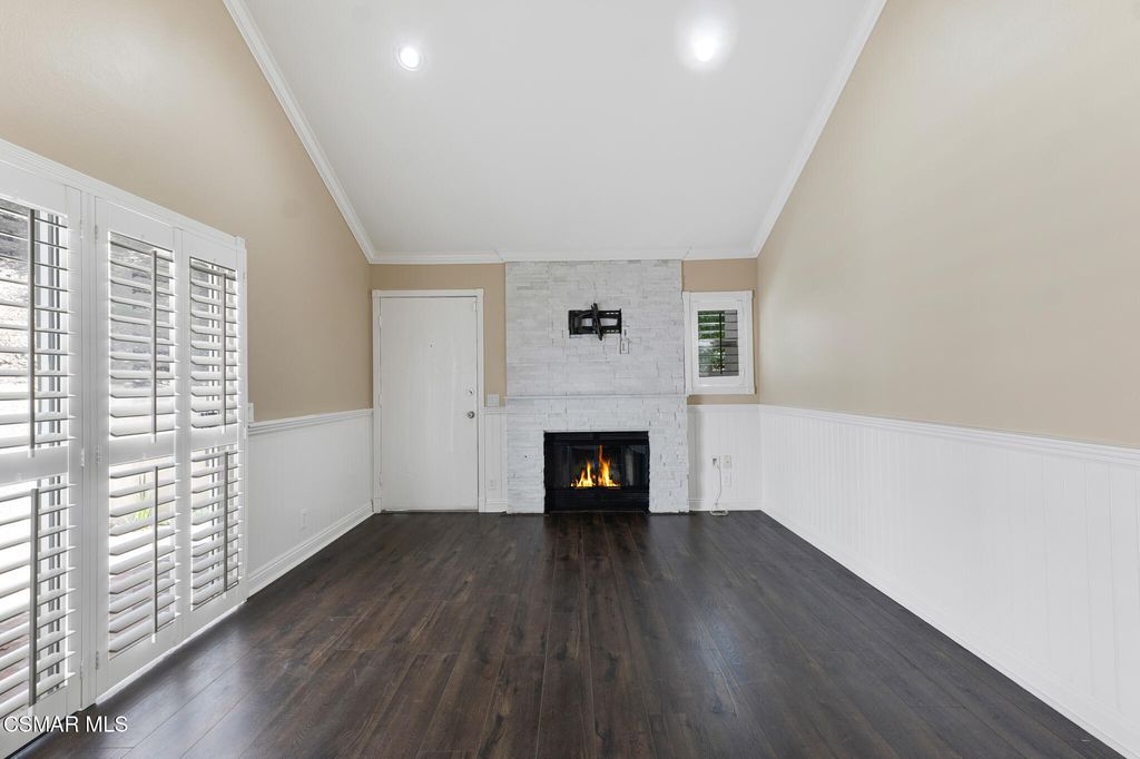 Apartment in Thousand Oaks, Ventura - View 3