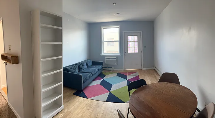 Rented by Owner | media 10