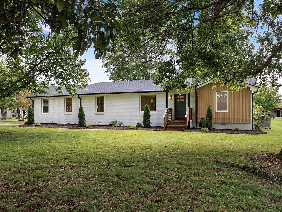 1st image of 310 Lisa Ln