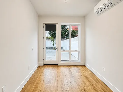 1647 New York Ave #1D Photo 1