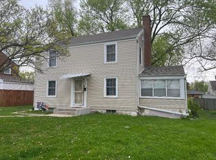 1961 E Oak St, Kankakee, IL 60901