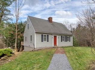 155 Old Princeton Rd, Hubbardston, MA 01452