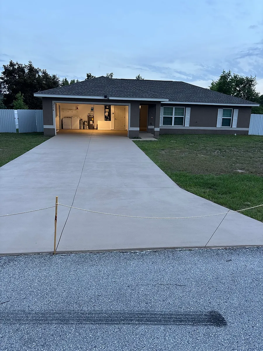 Building Photo - 5578 SW 150th Ln