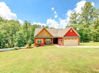 633 Woodgate Shore Dr, Wedowee, AL 36278