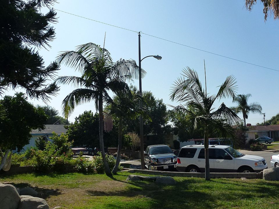 2nd image of 625 Stardust Dr