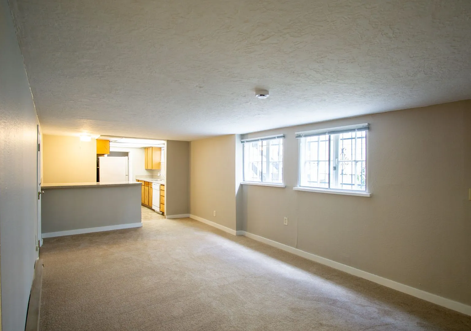 Great NW Location: Spacious 1 Bedroom Ready Now! — Photo 3