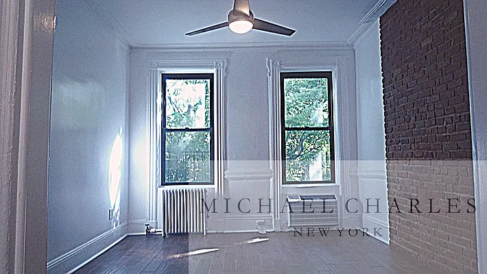 Rented by Michael Charles New York | media 8