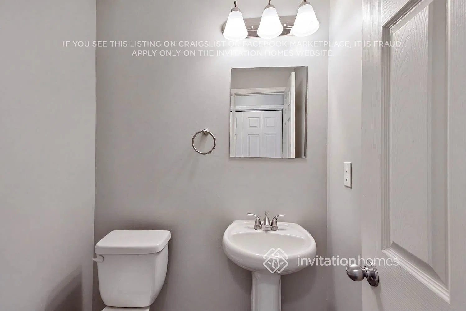 9461 Lakeview Rd Union City, GA 30291 — Photo 2