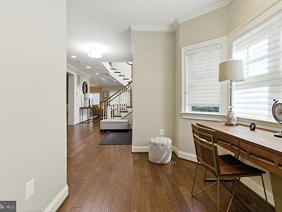 5th image of 6838 Saint Albans Rd