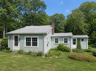 103 Rock Odundee Rd, Dartmouth, MA 02748