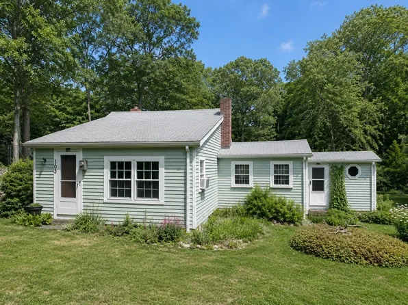 103 Rock Odundee Rd, Dartmouth, MA 02748