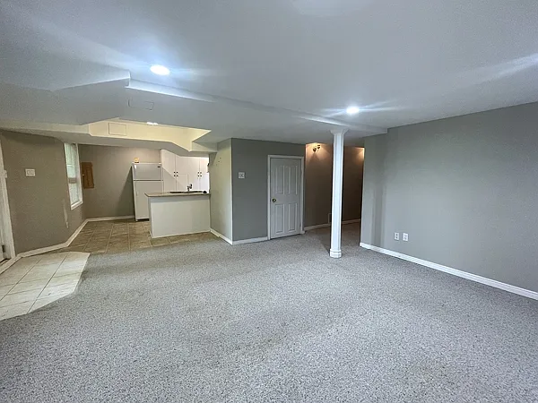 302 Livingstone St W #B — Photo 8
