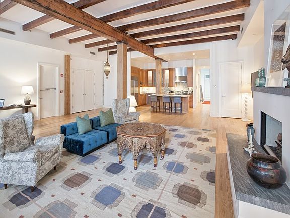 4th image of 102 Wooster St #3S