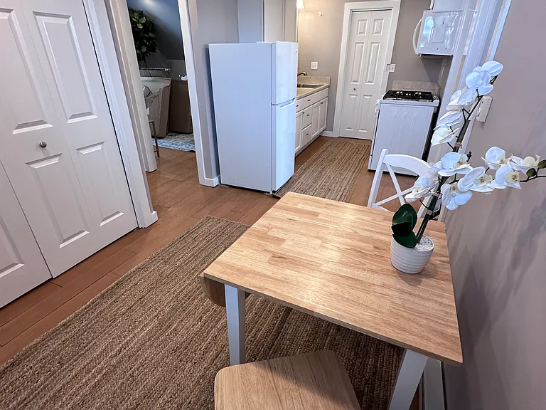 39R Sargent St #3 — Photo 6