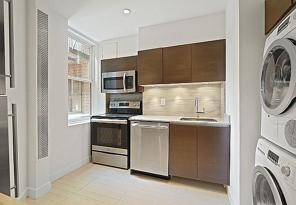4th image of 1274 5th Ave APT 205