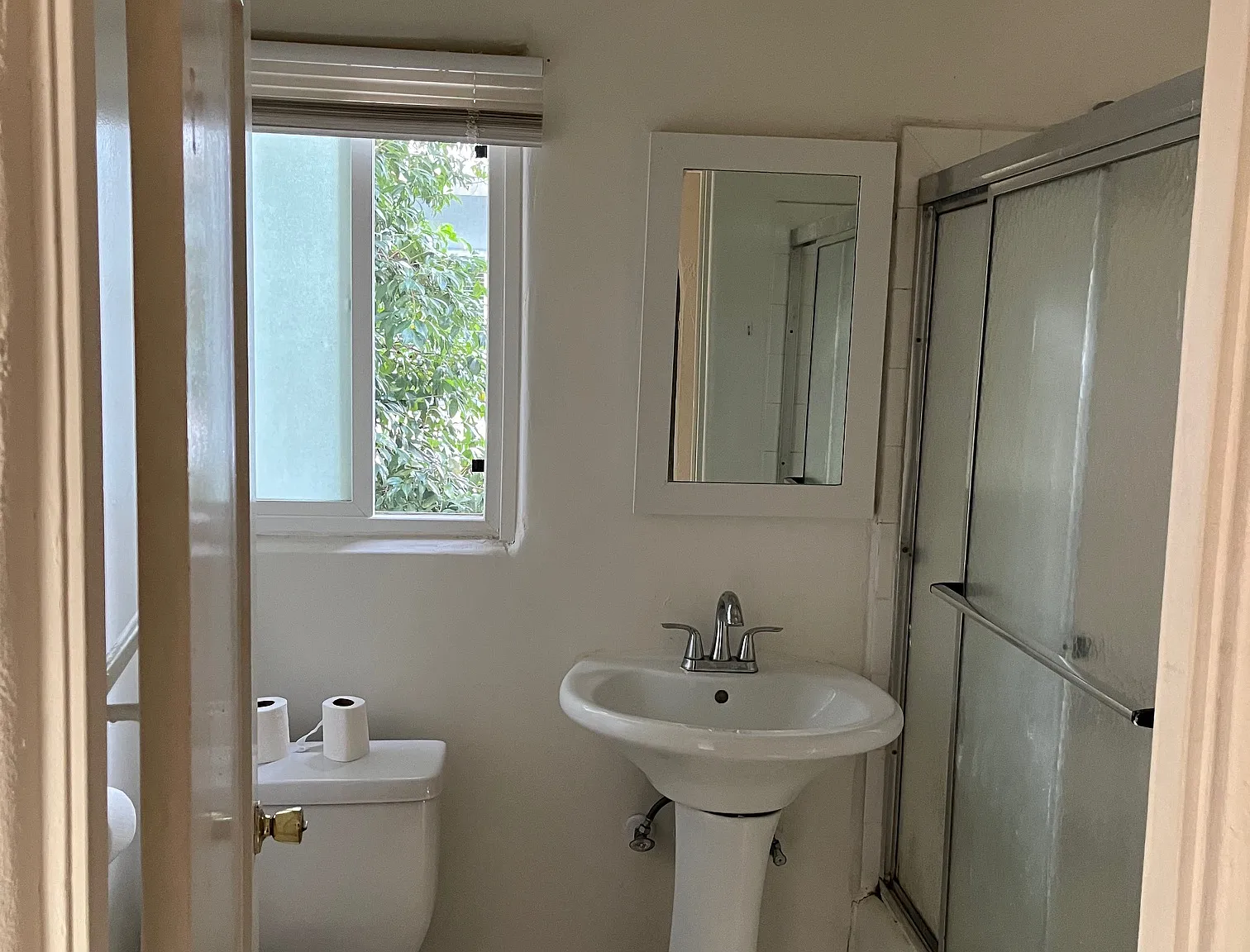 1 bed, 575 sqft, $2,350 — Photo 2
