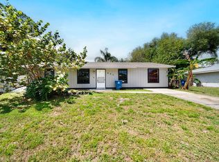 682 De Groodt Rd SW, Palm Bay, FL 32908