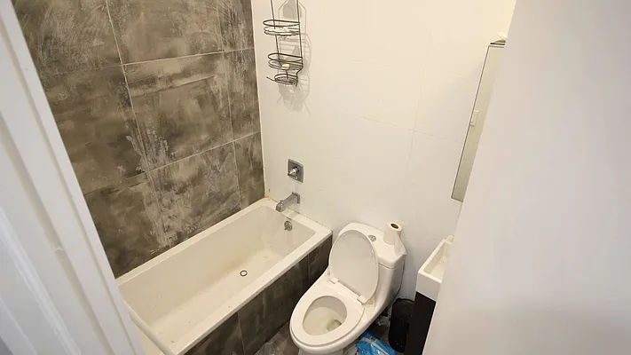 Rented by True Real Estate Group | media 6