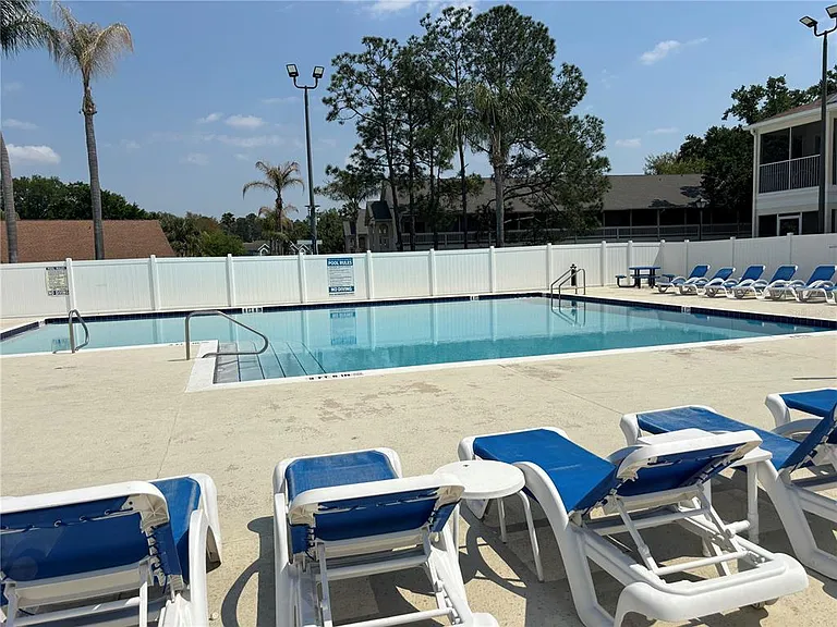 8838 Coral Palms Ct #B — Photo 24