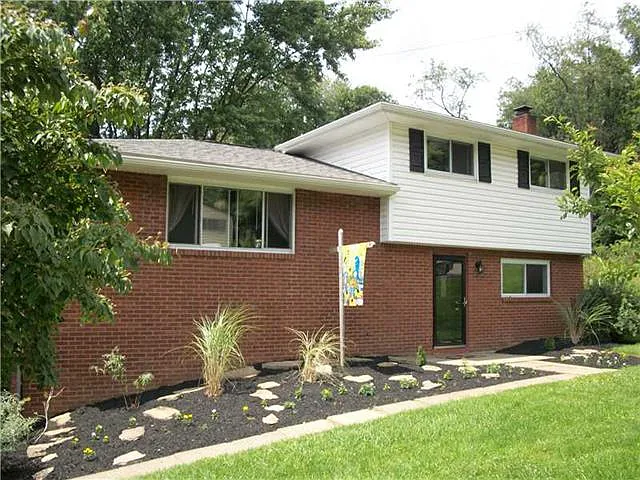 6433 Highview St photo 1