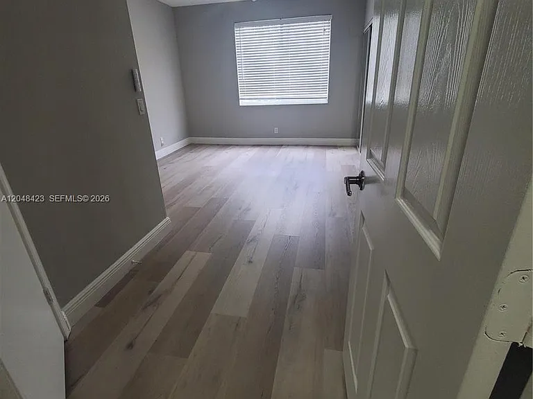 7858 Dixie Beach Cir #7858 — Photo 24