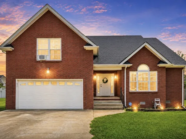 853 Samantha Ln, Clarksville, TN 37040