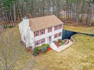 8 Tyler Rd, Derry, NH 03038