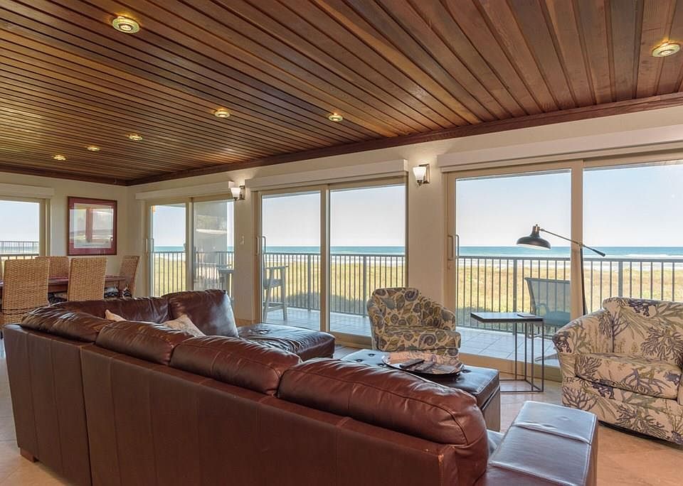 1st image of 4100 Gulf Blvd #201