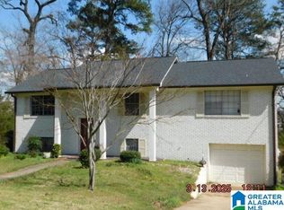 7205 Pine Tree Ln, Fairfield, AL 35064