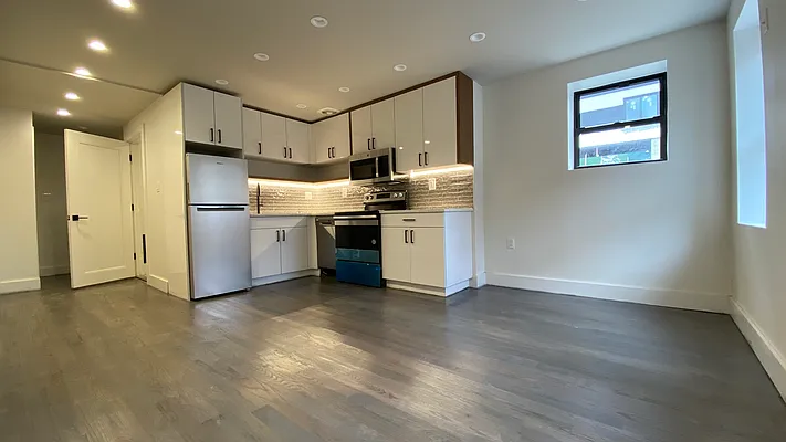Rented by Nooklyn NYC LLC | media 38