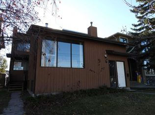 129 N 32nd Ave NW, Calgary, AB T2M2P7