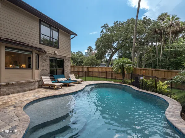 2008 VELA NORTE Circle, Atlantic Beach, FL 32233