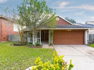 3522 Santa Rosa Ln, Sugar Land, TX 77478