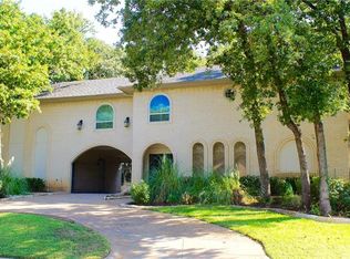 1823 Woodside Dr, Arlington, TX 76013