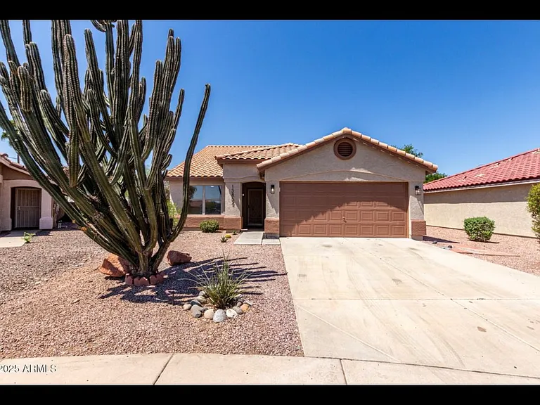 13862 W Fargo Dr — Photo 21