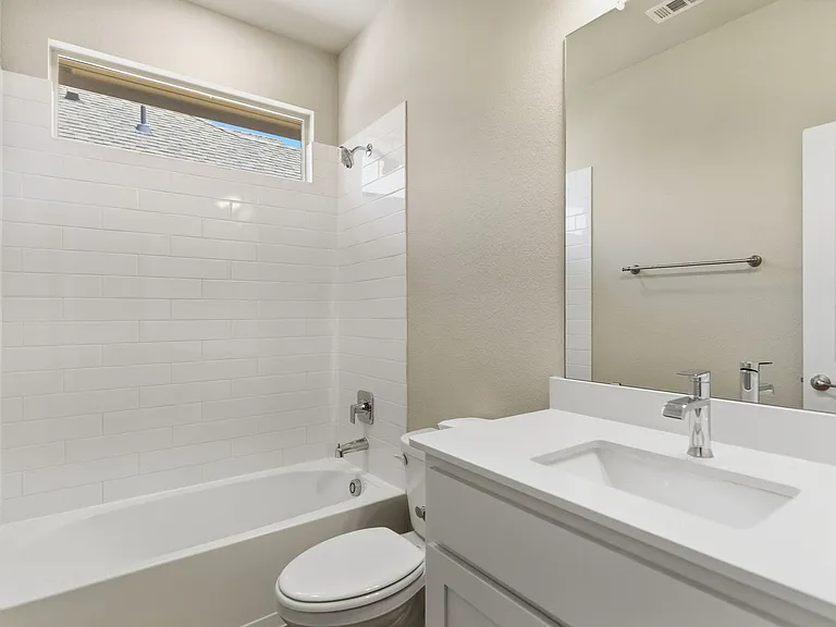 1017 Almond St — Photo 21