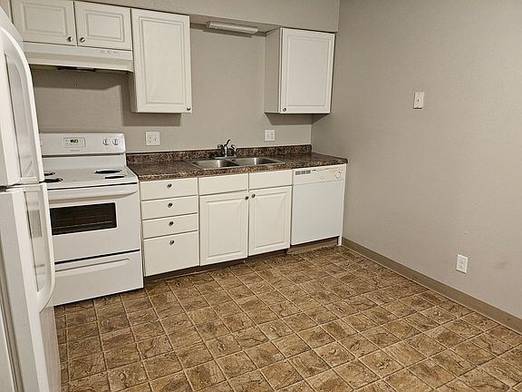 2nd image of 1195 NW Aurora Ave #4