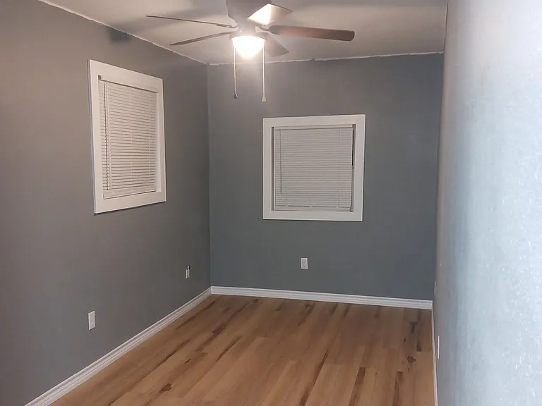 701 E Terrell Ave — Photo 11