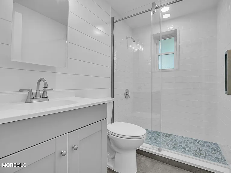 455 Ocean Blvd #21 — Photo 11