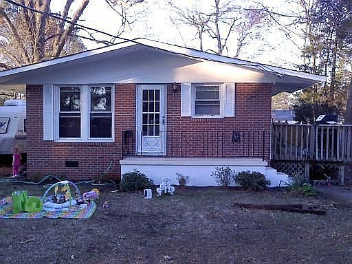 1st image of 2803 Halsey St