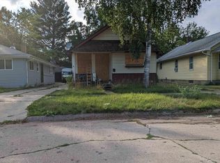 2261 S Niagara St, Saginaw, MI 48602