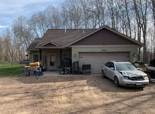 8864 517th St, Rush City, MN 55069