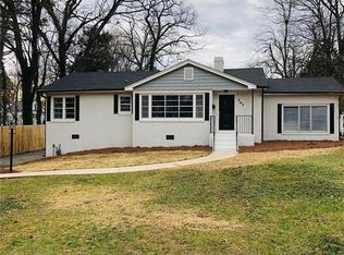 707 Quaker Ln, High Point, NC 27262